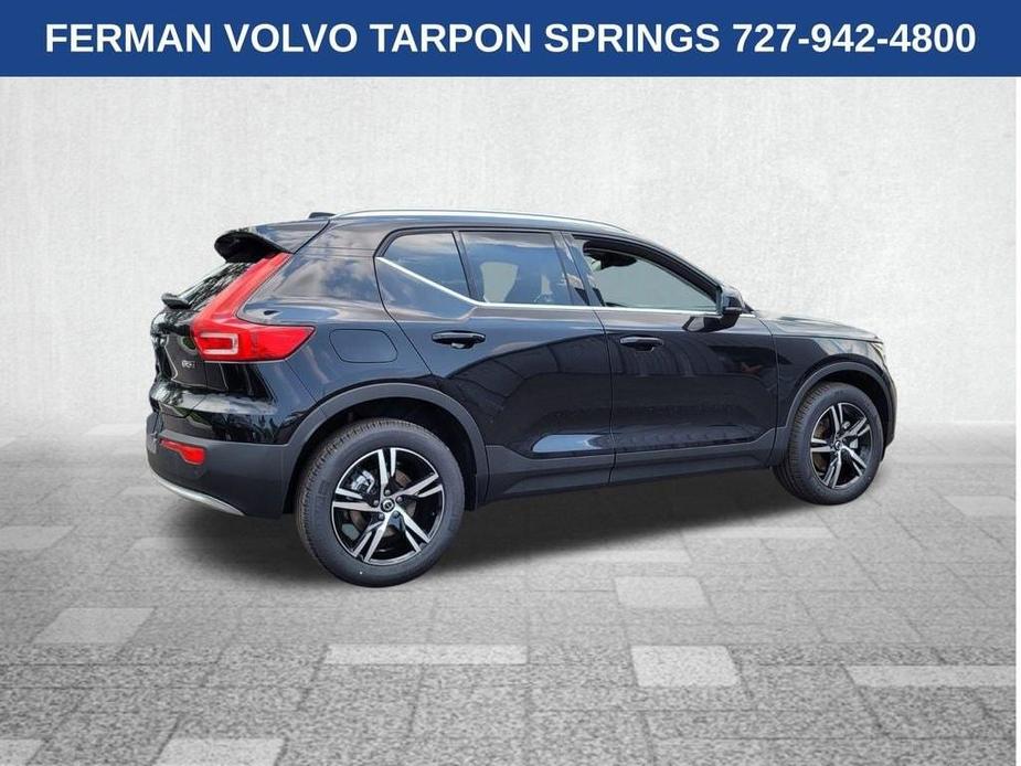 new 2025 Volvo XC40 car, priced at $43,665