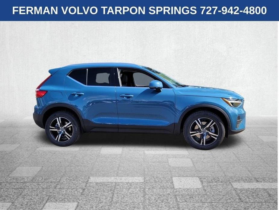 new 2025 Volvo XC40 car, priced at $43,665