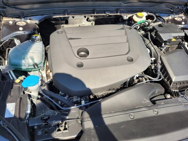 used 2025 Volvo XC40 car, priced at $37,800