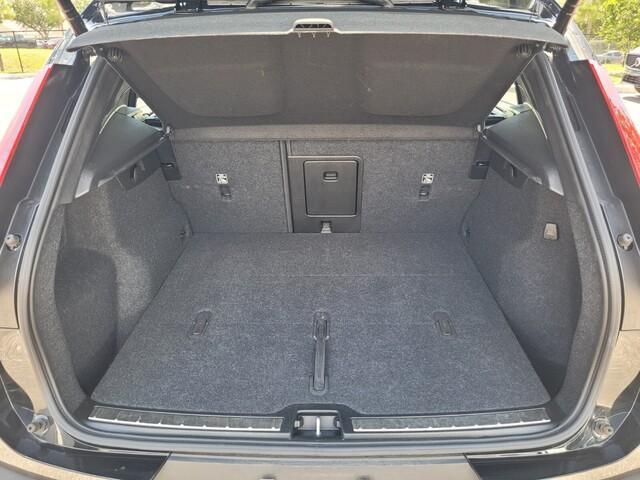 used 2025 Volvo XC40 car, priced at $37,800