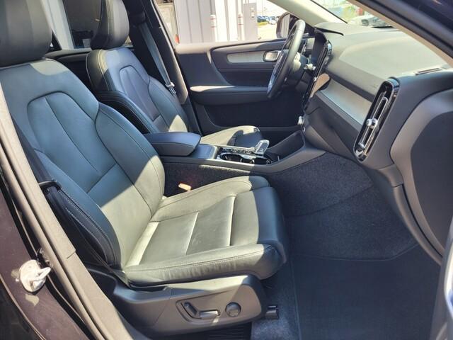 used 2025 Volvo XC40 car, priced at $37,800