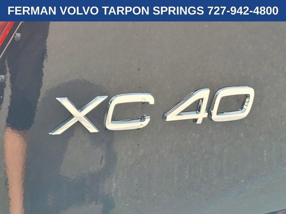 new 2025 Volvo XC40 car, priced at $46,015