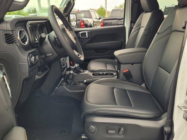 new 2025 Jeep Gladiator car, priced at $52,180