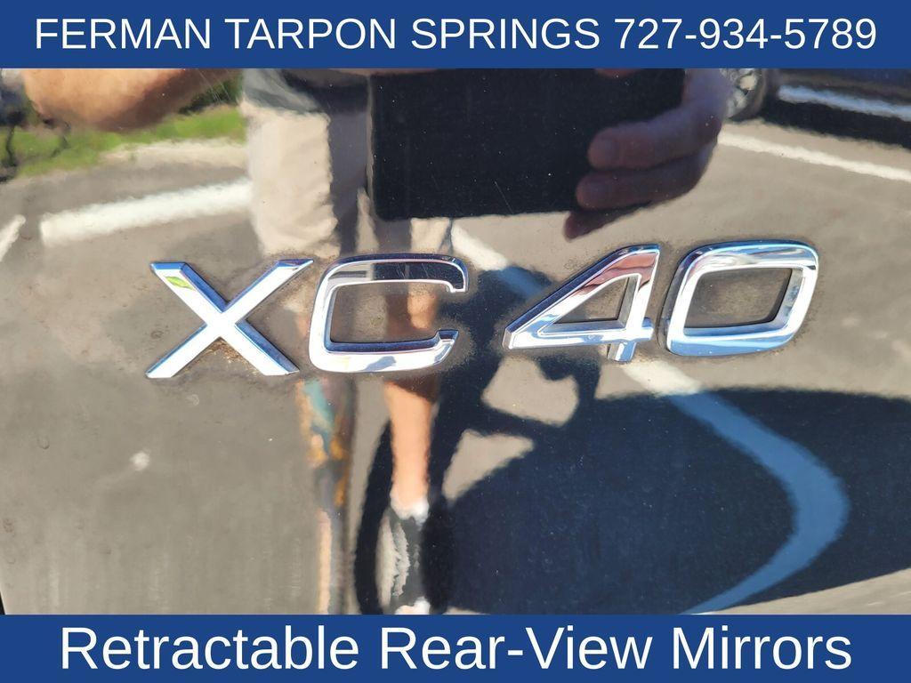 used 2019 Volvo XC40 car, priced at $23,577