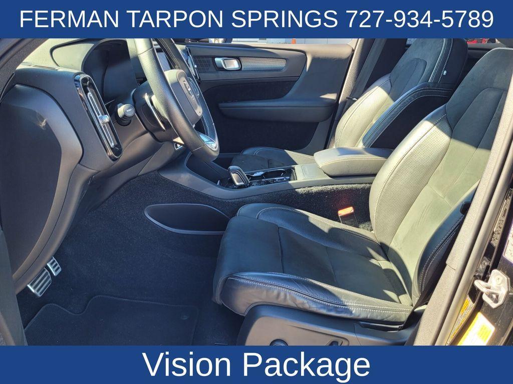 used 2019 Volvo XC40 car, priced at $23,577