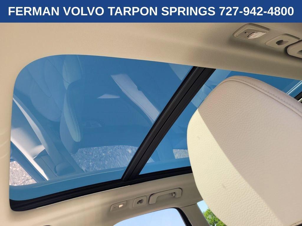 new 2025 Volvo XC60 car, priced at $55,360