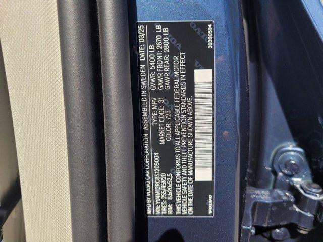 new 2025 Volvo XC60 car, priced at $55,360