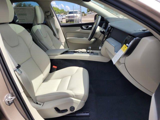 new 2025 Volvo XC60 car, priced at $54,975