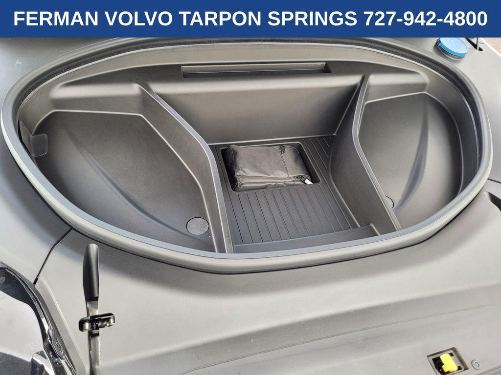 new 2025 Volvo EX90 car, priced at $82,335