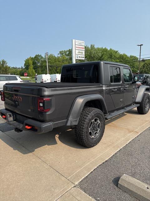 used 2021 Jeep Gladiator car, priced at $31,028