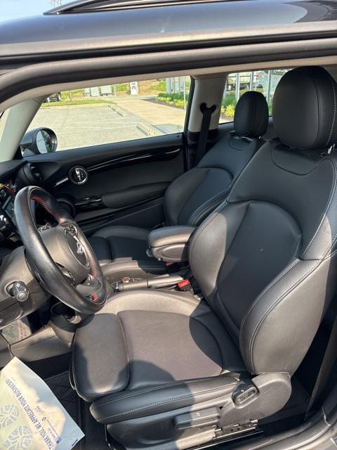 used 2019 MINI Hardtop car, priced at $17,359