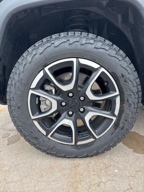 used 2024 Jeep Compass car, priced at $26,994