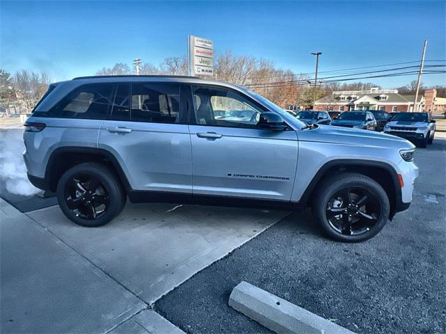 new 2024 Jeep Grand Cherokee car, priced at $56,520