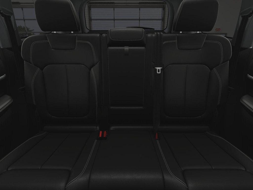 new 2025 Jeep Grand Cherokee car, priced at $47,495