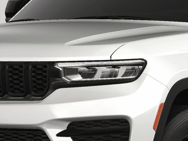 new 2025 Jeep Grand Cherokee car, priced at $46,135