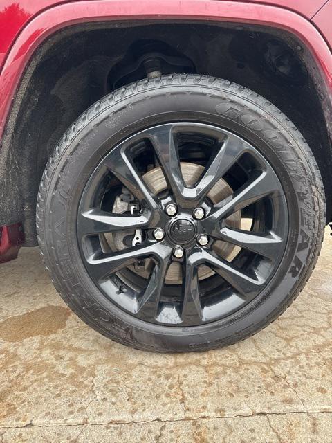 used 2021 Jeep Grand Cherokee car, priced at $22,893