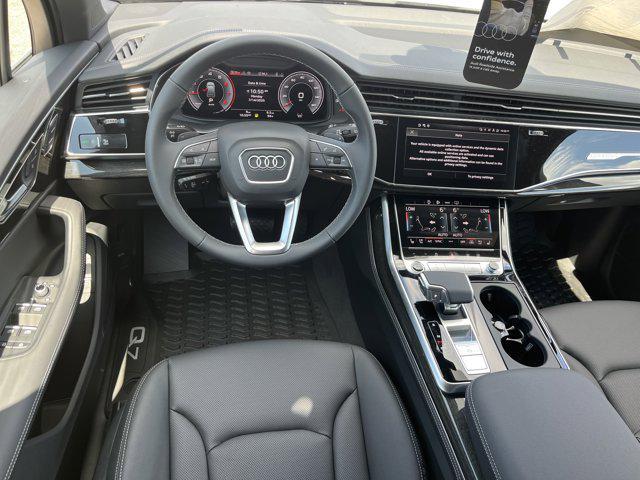 new 2025 Audi Q7 car, priced at $71,950