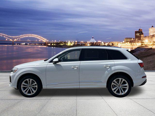 new 2025 Audi Q7 car, priced at $71,800