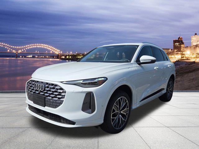 new 2025 Audi Q5 car, priced at $61,950