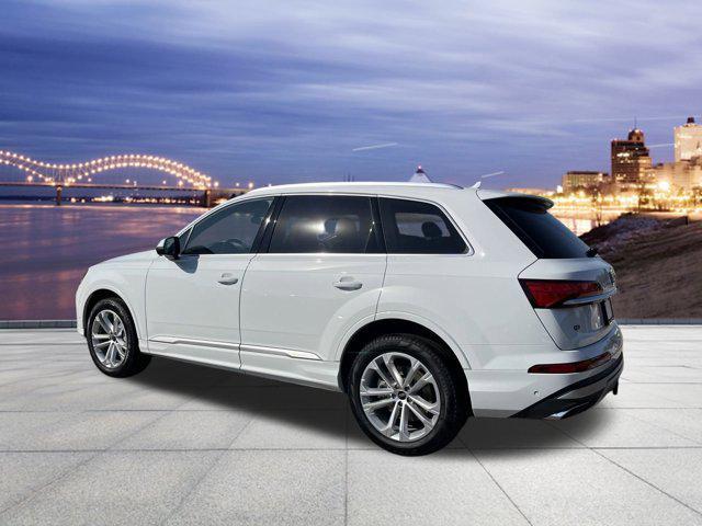 new 2025 Audi Q7 car, priced at $71,650