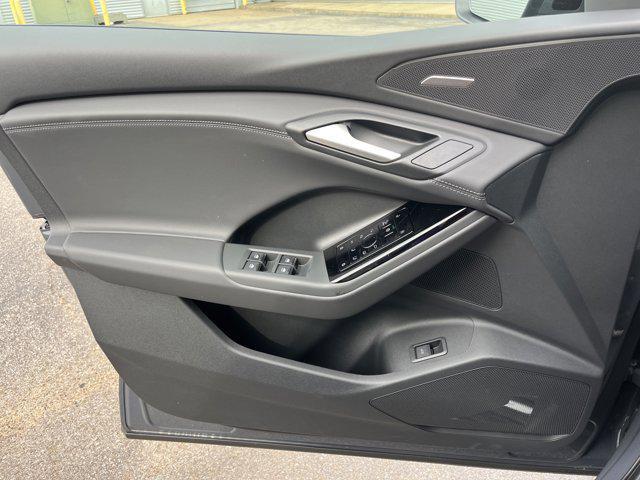 new 2025 Audi Q6 e-tron car, priced at $74,860