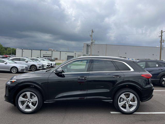 new 2025 Audi Q5 car, priced at $61,300