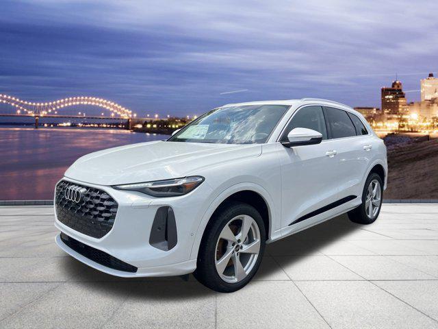 new 2025 Audi Q5 car, priced at $61,300