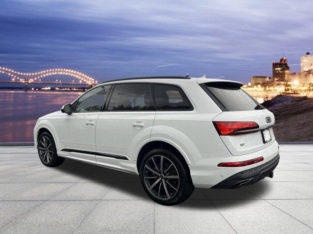 new 2025 Audi Q7 car, priced at $69,450