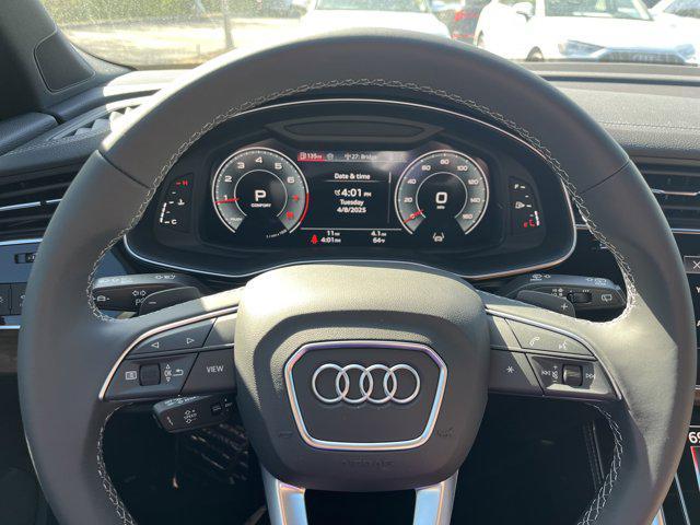 new 2025 Audi Q7 car, priced at $71,765