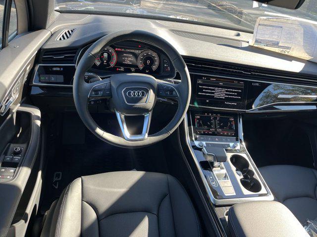 new 2025 Audi Q7 car, priced at $76,330