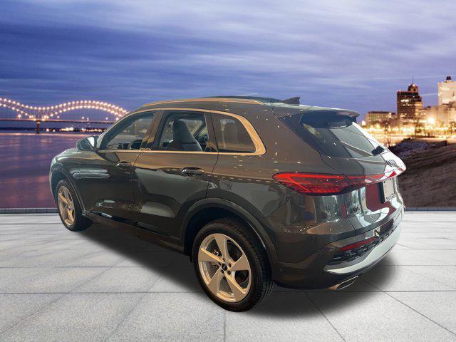 new 2025 Audi Q5 car, priced at $61,300