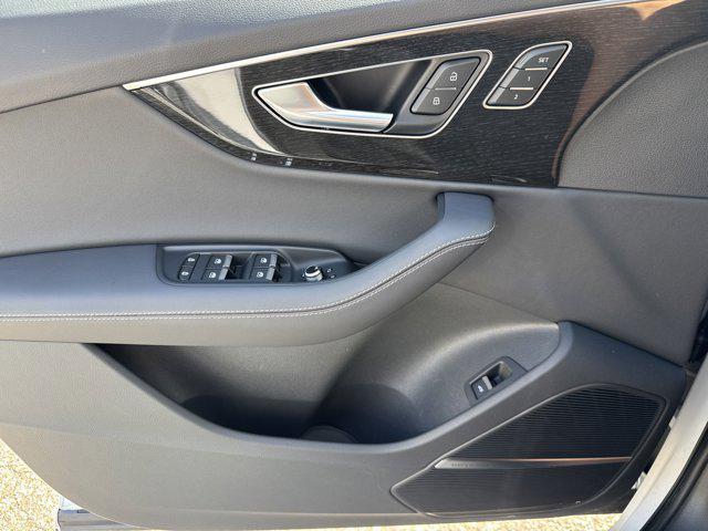 used 2025 Audi Q7 car, priced at $63,351