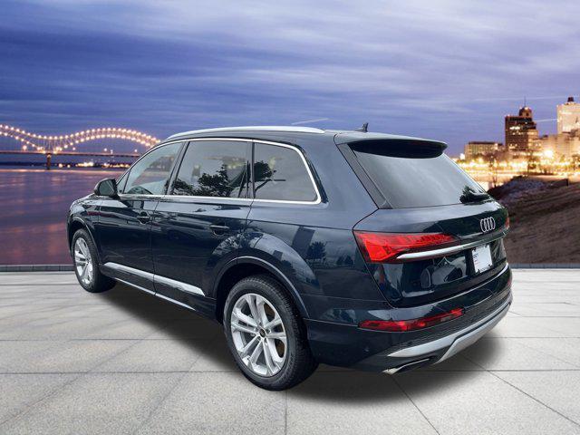 new 2025 Audi Q7 car, priced at $67,090