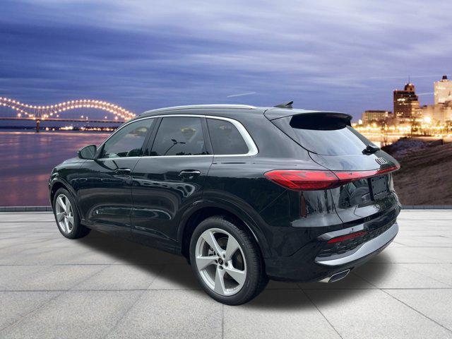 new 2025 Audi Q5 car, priced at $64,250