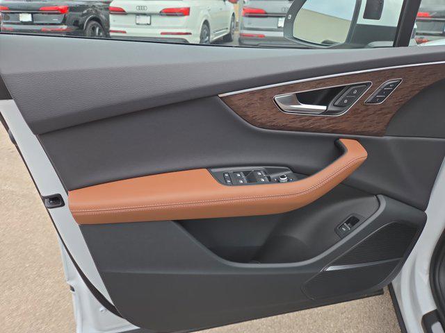 new 2026 Audi Q7 car, priced at $71,395