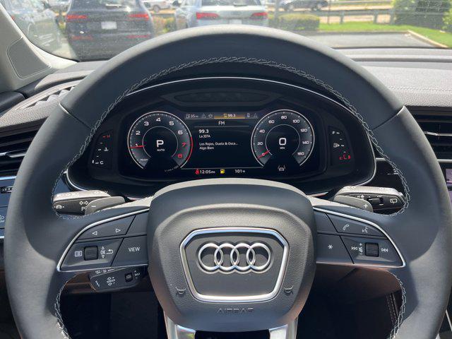 new 2025 Audi Q7 car, priced at $78,250