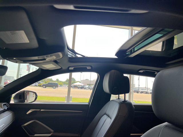 new 2025 Audi Q3 car