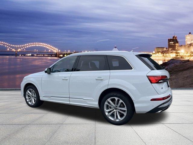 new 2025 Audi Q7 car, priced at $66,505