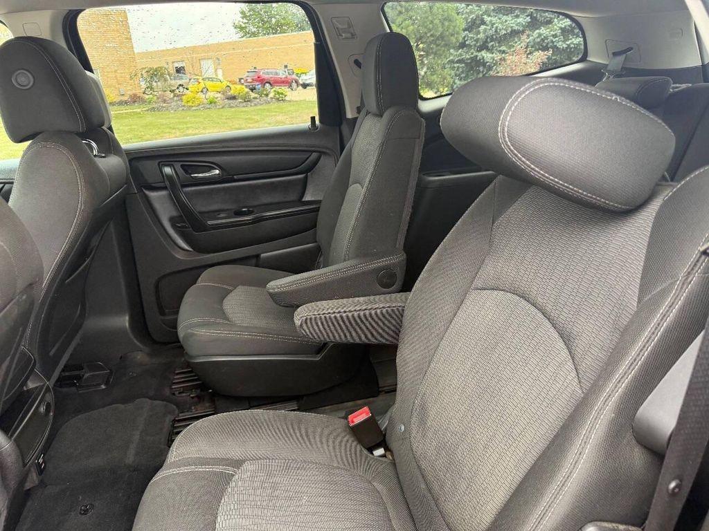 used 2014 Chevrolet Traverse car, priced at $4,995