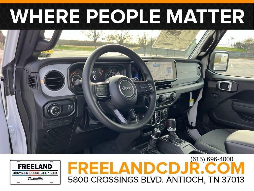new 2025 Jeep Gladiator car, priced at $38,837