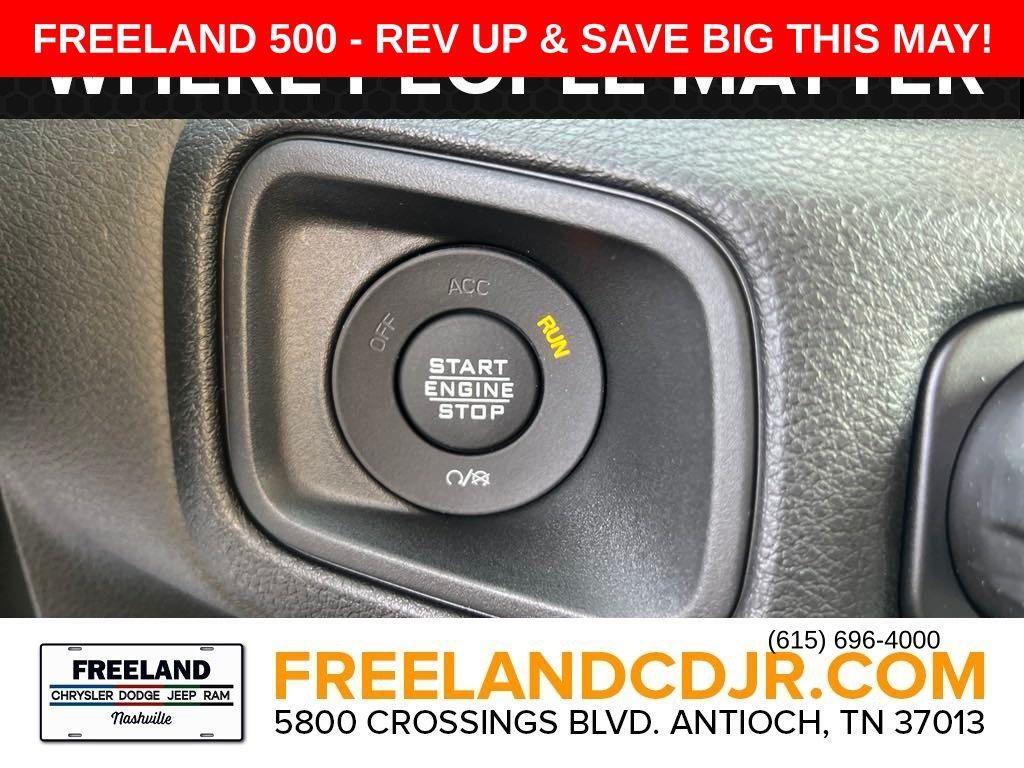 new 2025 Jeep Gladiator car, priced at $38,837