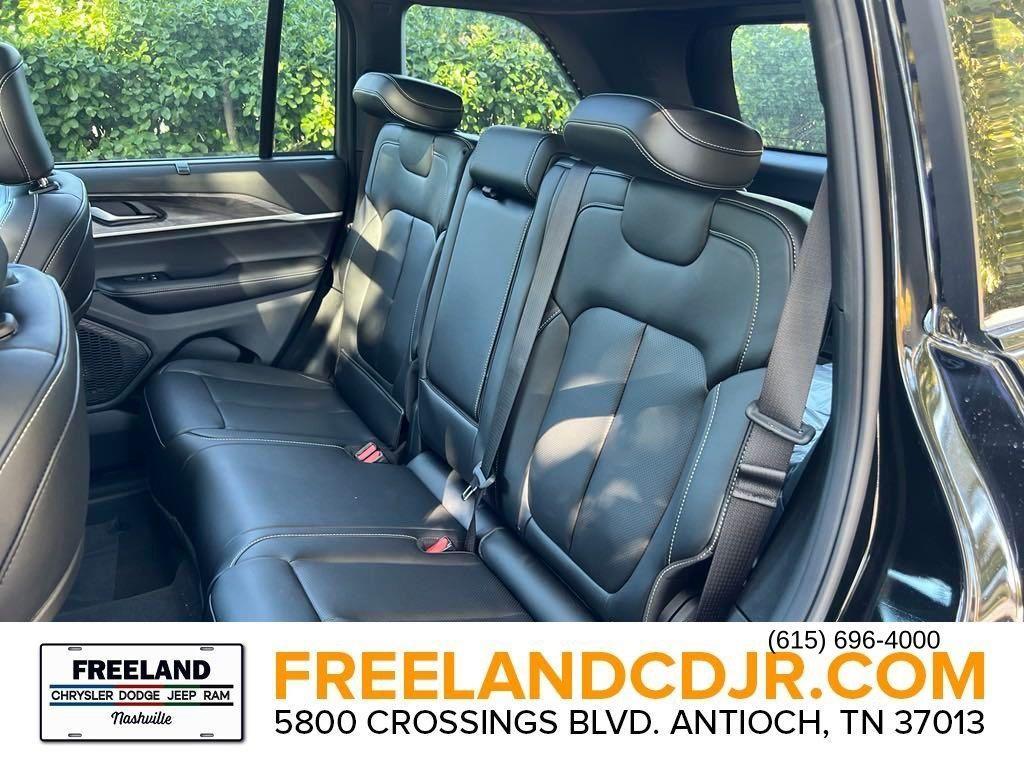 new 2025 Jeep Grand Cherokee car, priced at $42,711
