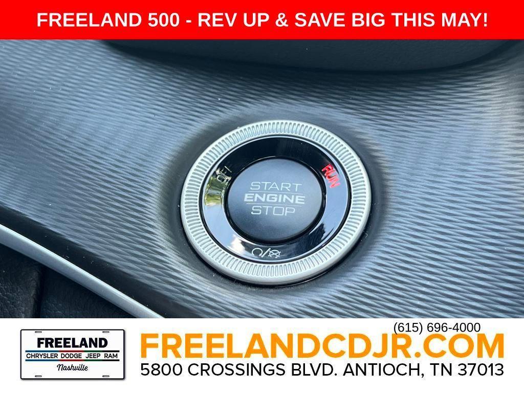 new 2025 Jeep Grand Cherokee car, priced at $43,148