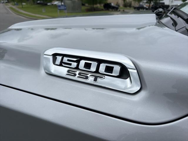 new 2025 Ram 1500 car, priced at $51,901