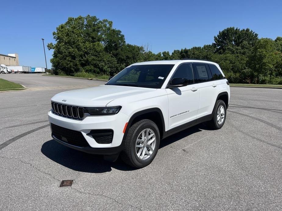 new 2024 Jeep Grand Cherokee car, priced at $38,166