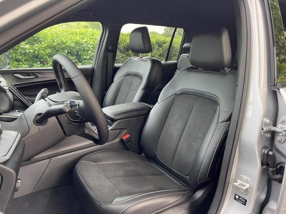 new 2024 Jeep Grand Cherokee L car, priced at $42,994