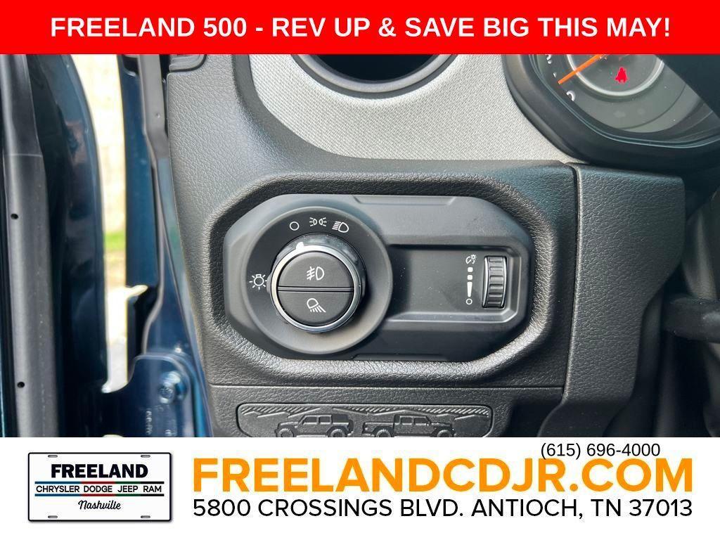 new 2025 Jeep Gladiator car, priced at $40,311