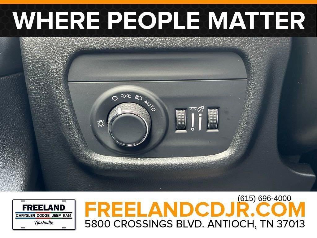 new 2025 Jeep Grand Cherokee L car, priced at $38,854