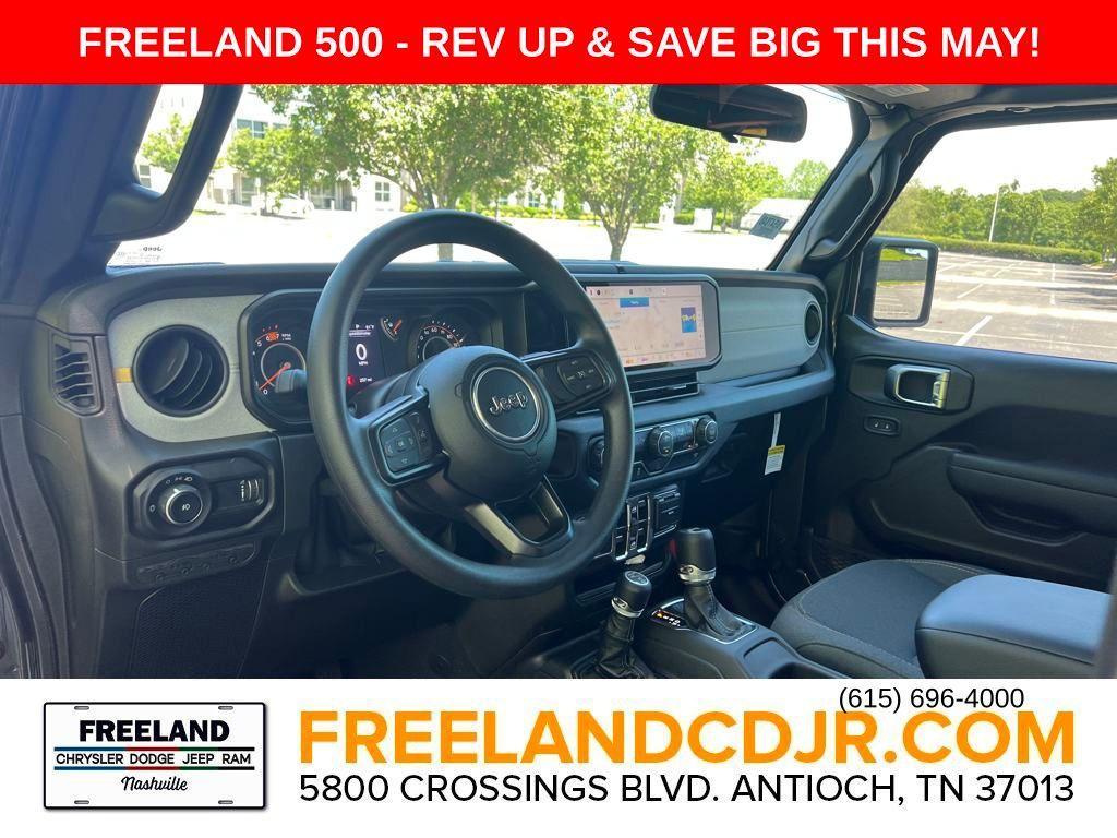 new 2025 Jeep Wrangler car, priced at $40,359