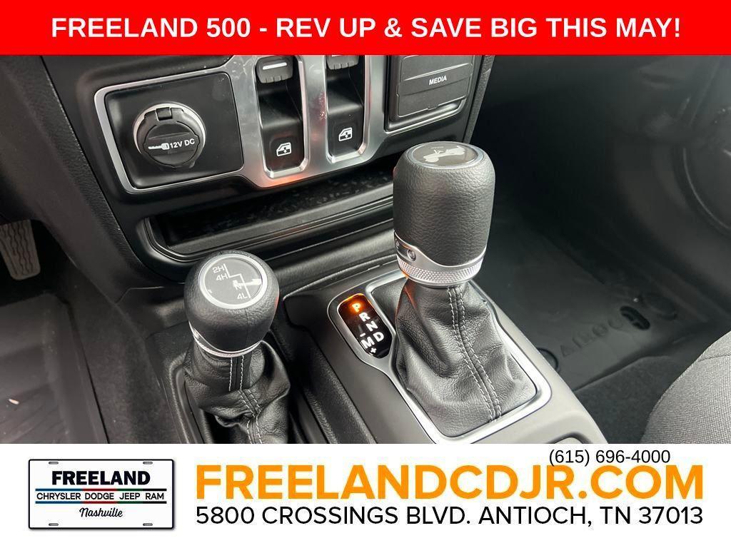 new 2025 Jeep Wrangler car, priced at $42,170